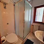 B&B Il Sasso 사소 디 카스탈다