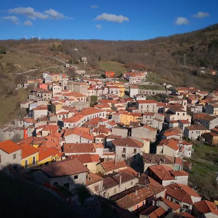 Il Sasso Couette-café 3*