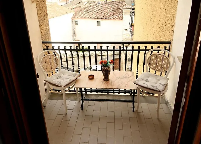 Il Sasso 3* Sasso di Castalda